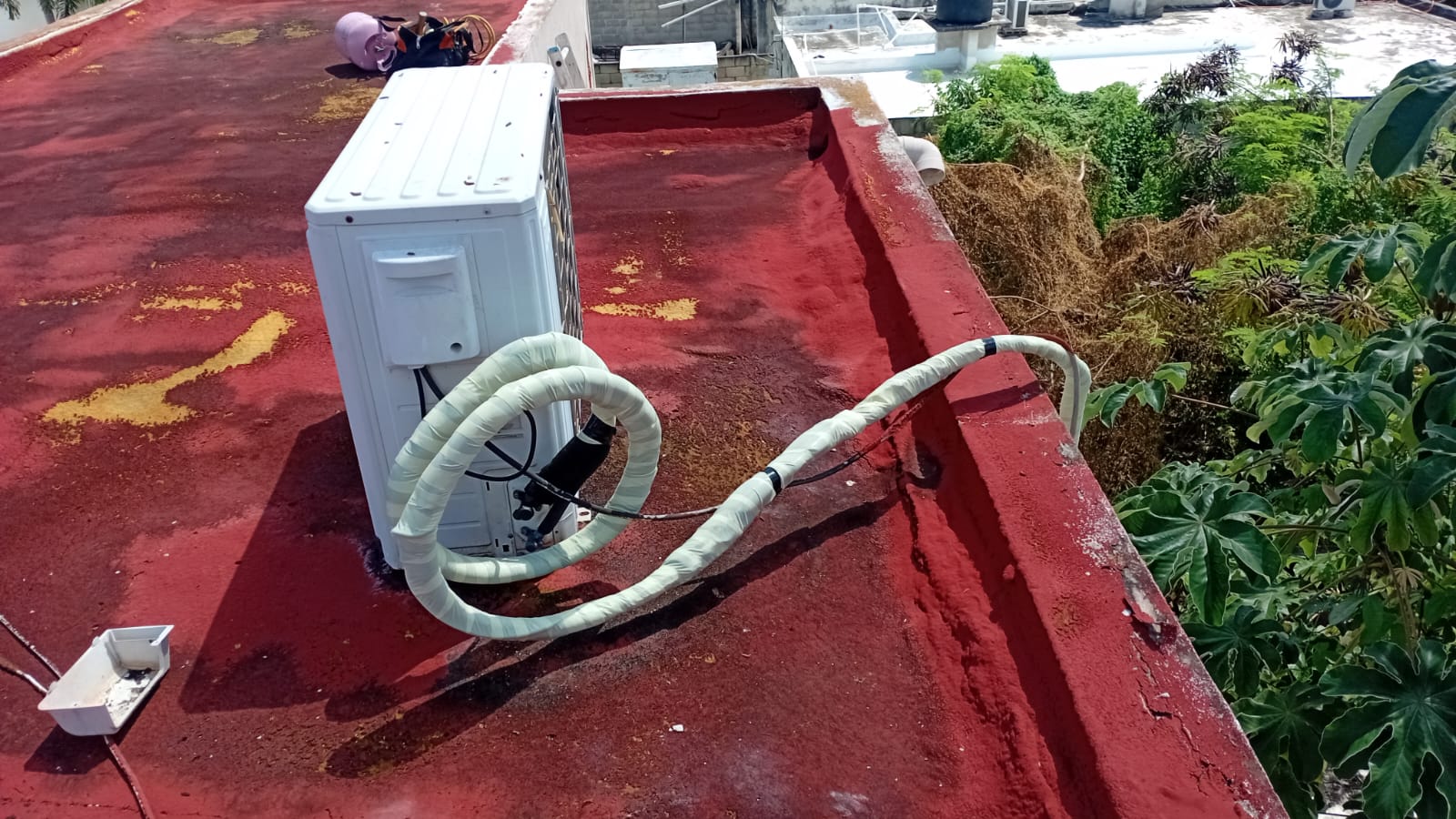 Instalacion de equipo de clima en azotea