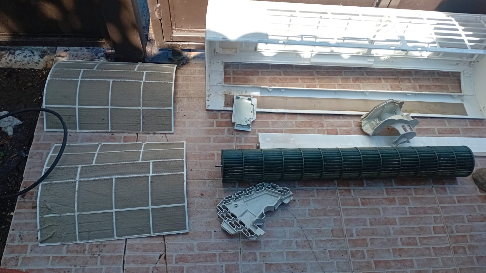 Limpieza interna de componentes del clima