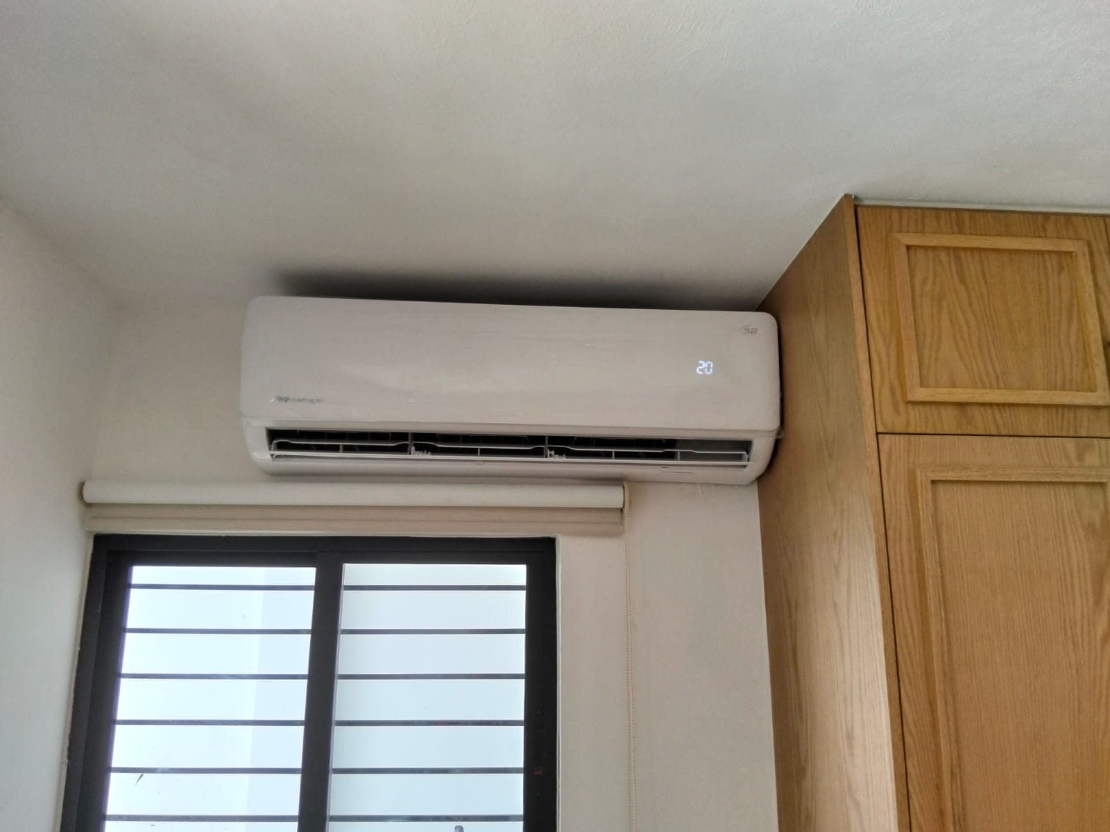 Minisplit instalado en interior
